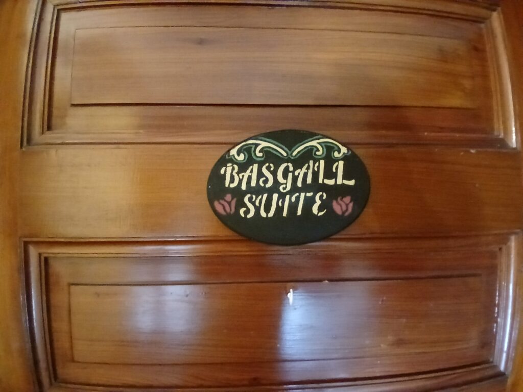 Bissing House Hotel Accommodation Hays Basgall Suite